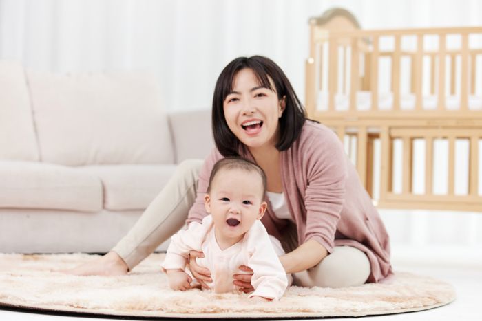 1632899425411076.jpg 攝圖網(wǎng)_501728694_開心的嬰兒寶寶和月嫂形象(企業(yè)商用).jpg